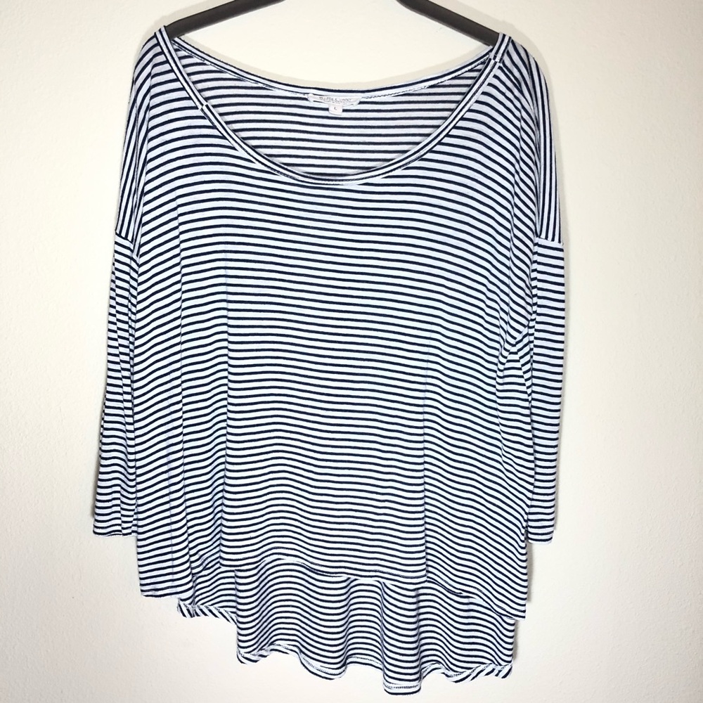 dark navy striped high low top